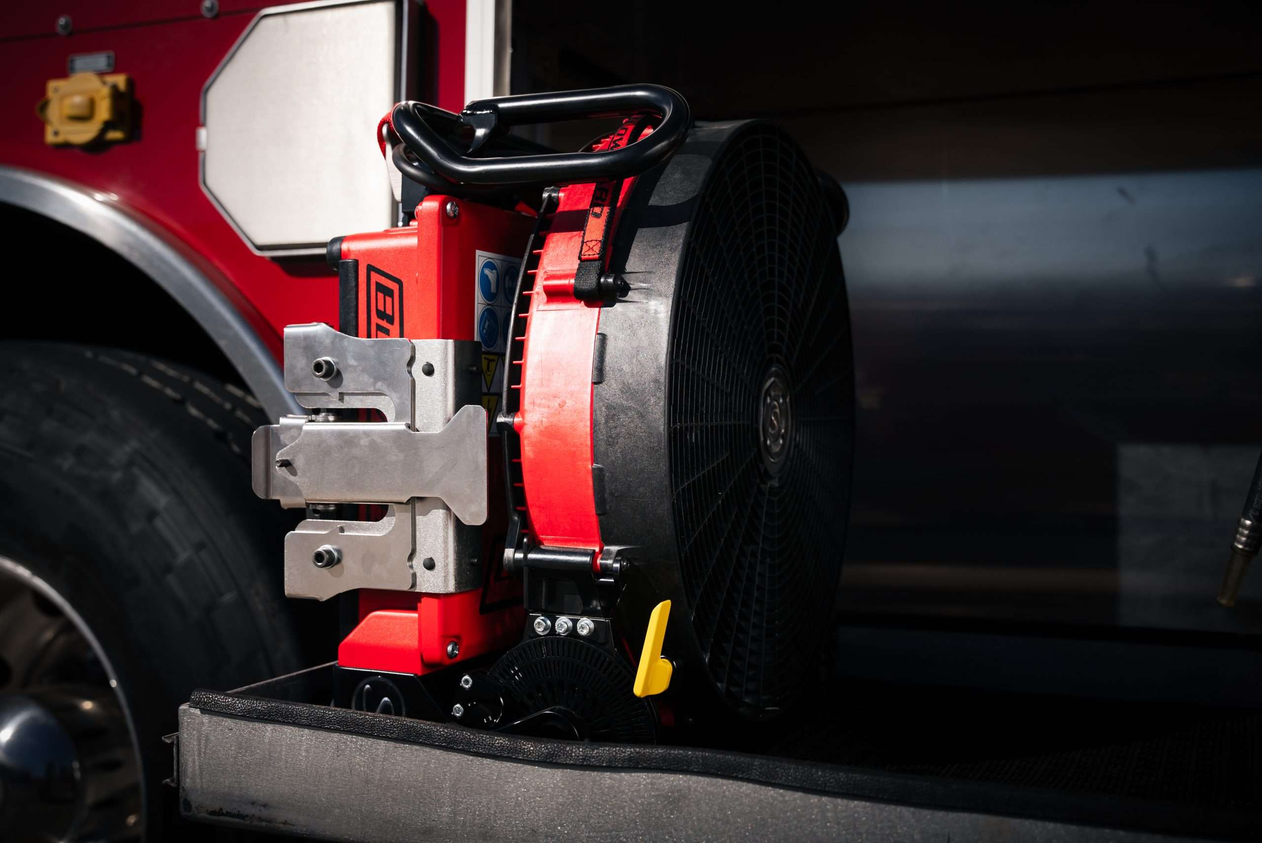 Blowhard - Squirt Truck Mount